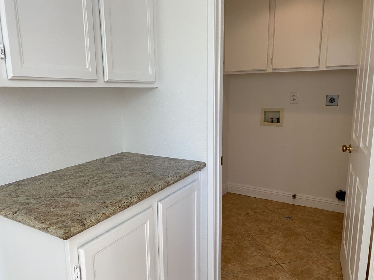 San Diego House: 11017 Corte Playa Merida