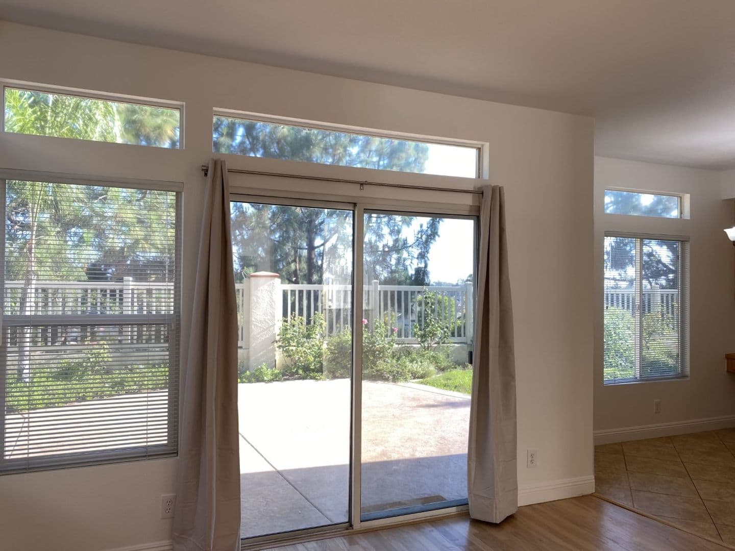San Diego House: 11017 Corte Playa Merida