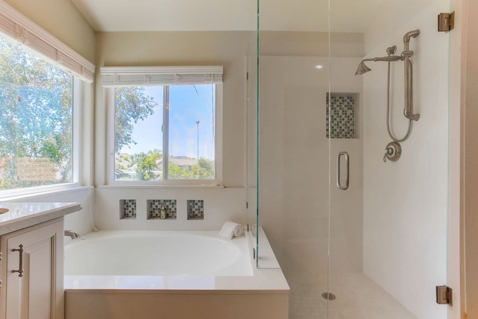 San Diego House: 10730 Carillon Ct.