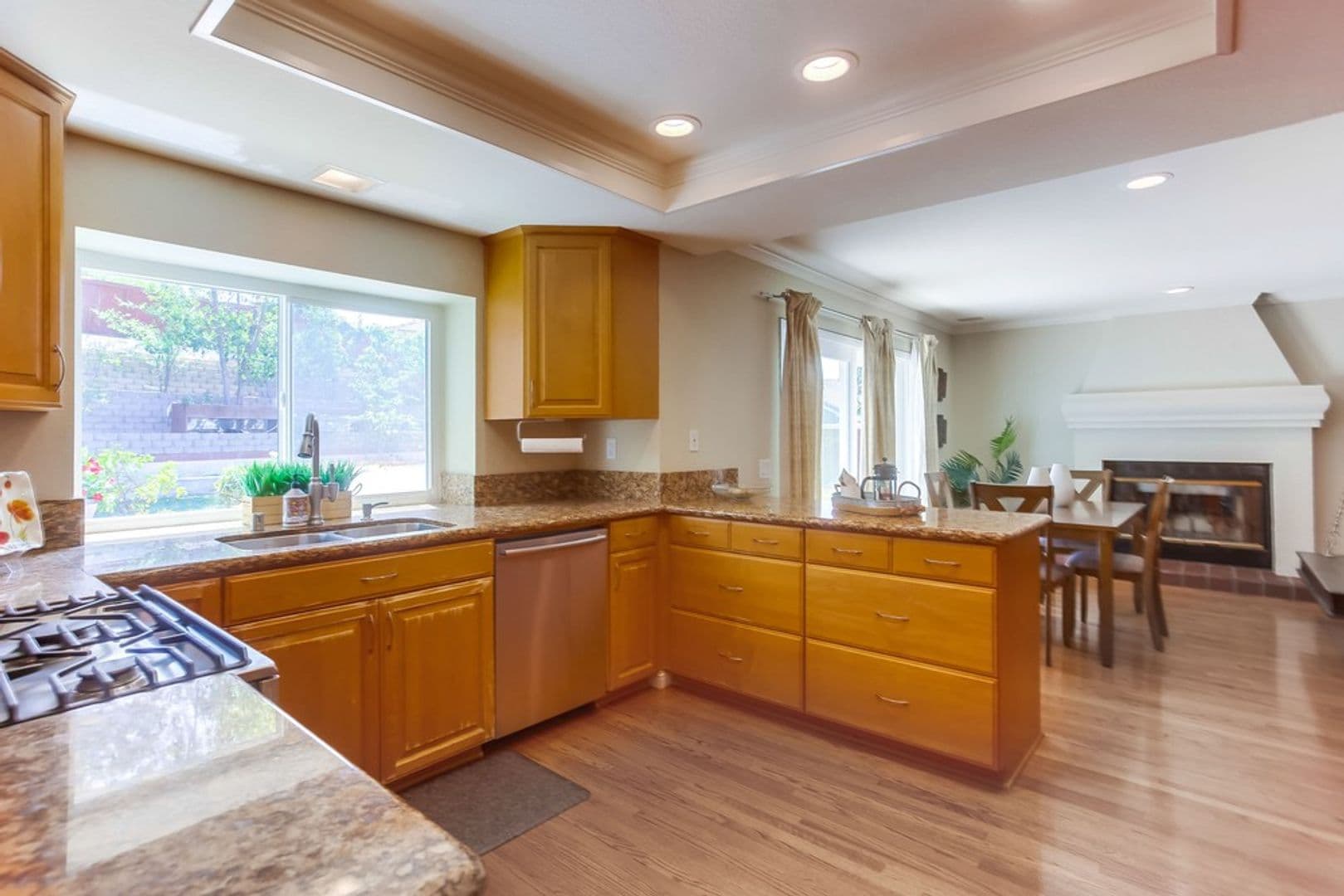San Diego House: 10730 Carillon Ct.