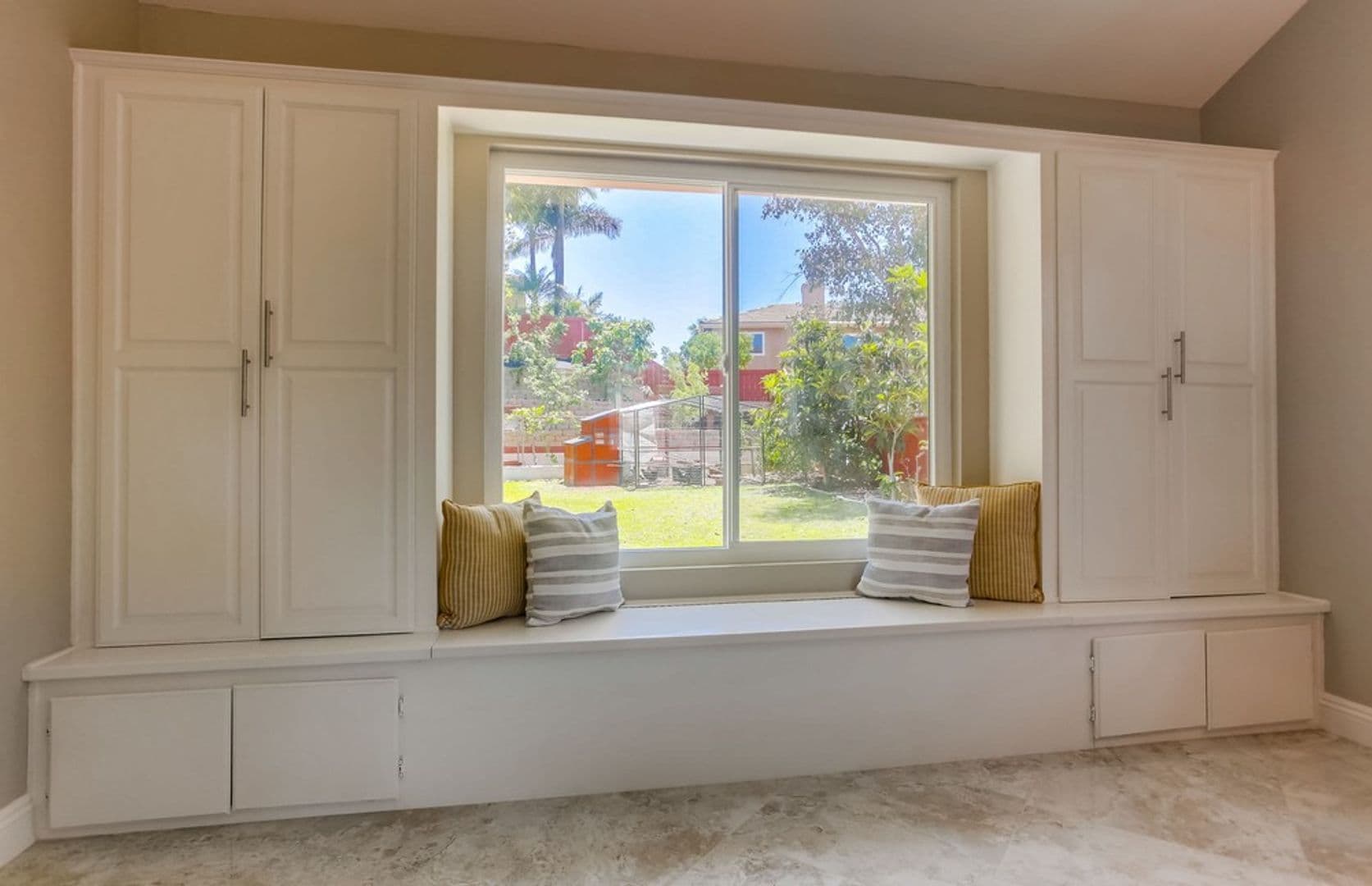 San Diego House: 10730 Carillon Ct.