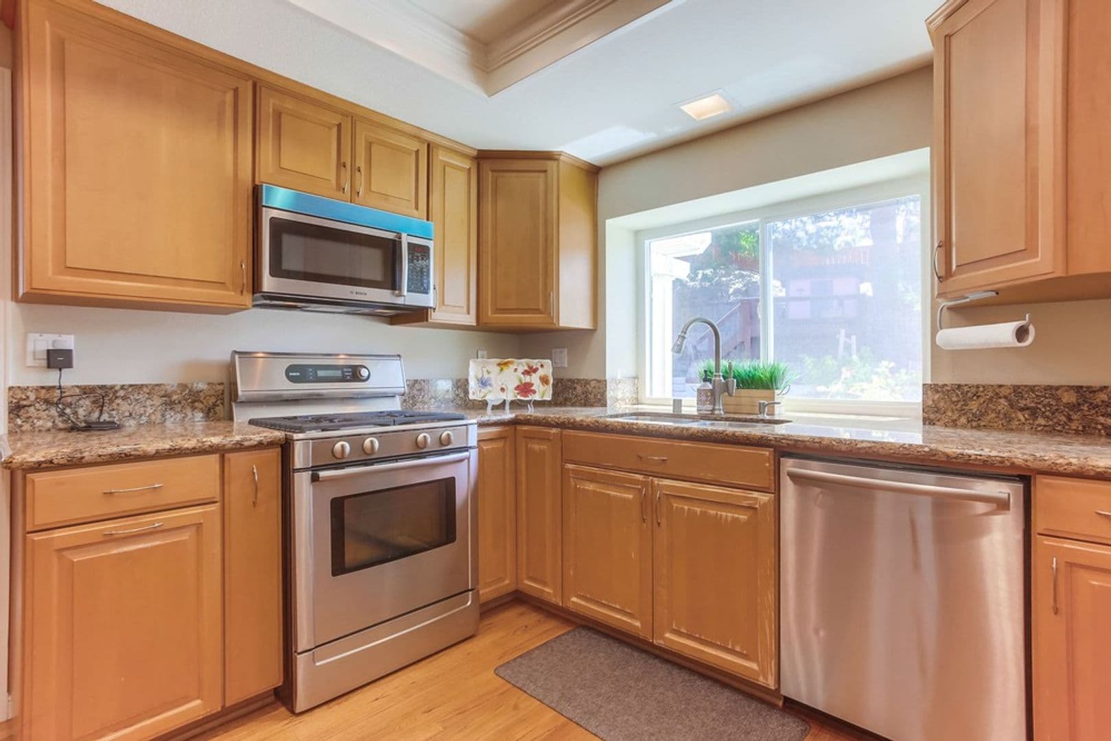 San Diego House: 10730 Carillon Ct.