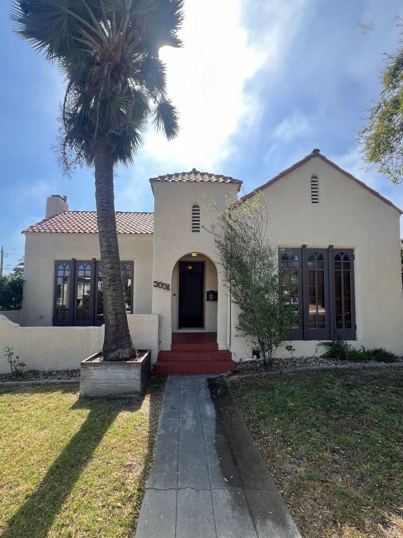 San Diego House: 3031 Goldsmith St.