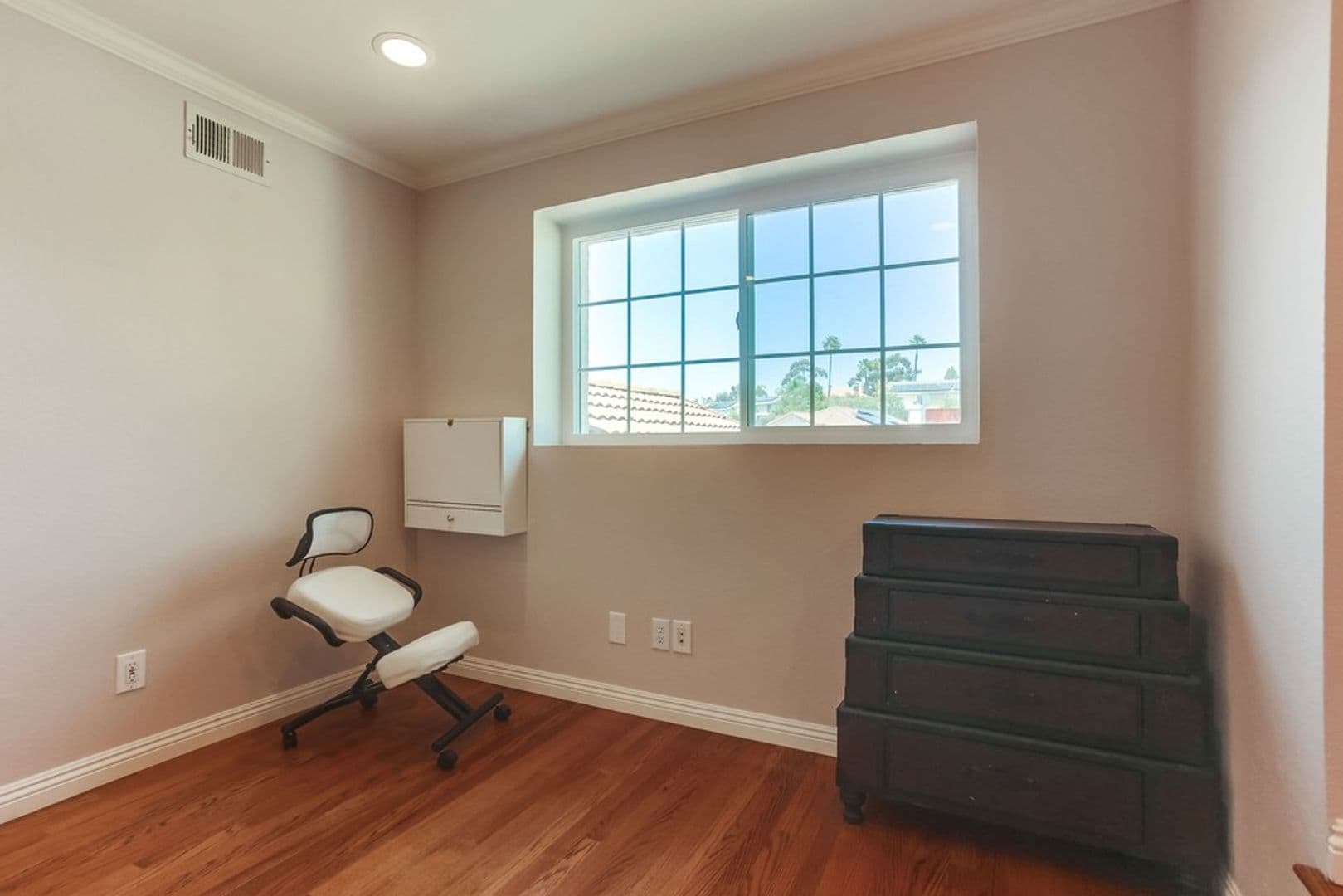 San Diego House: 10730 Carillon Ct.