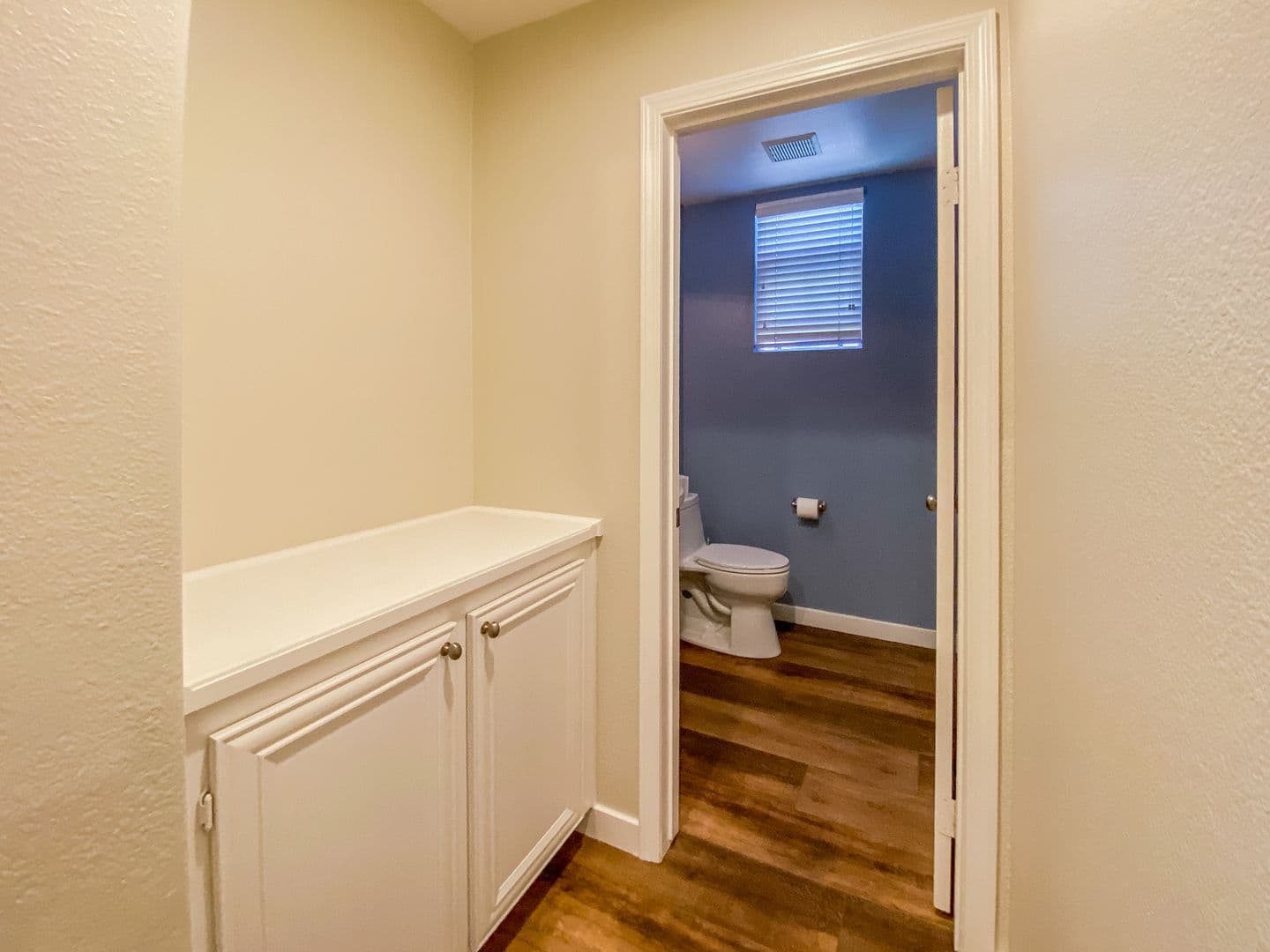 San Diego Townhome: 7850 Via Belfiore #3