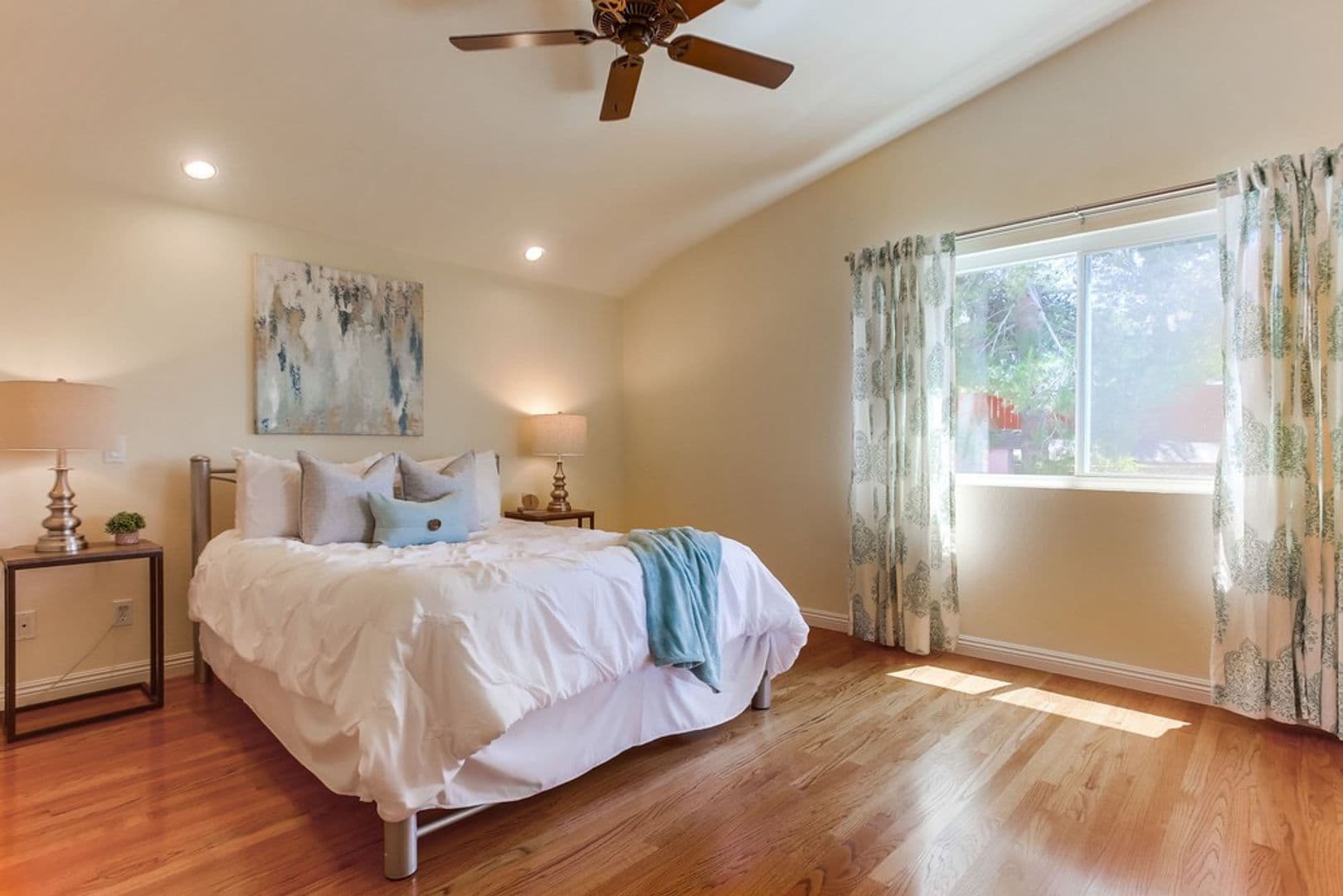 San Diego House: 10730 Carillon Ct.