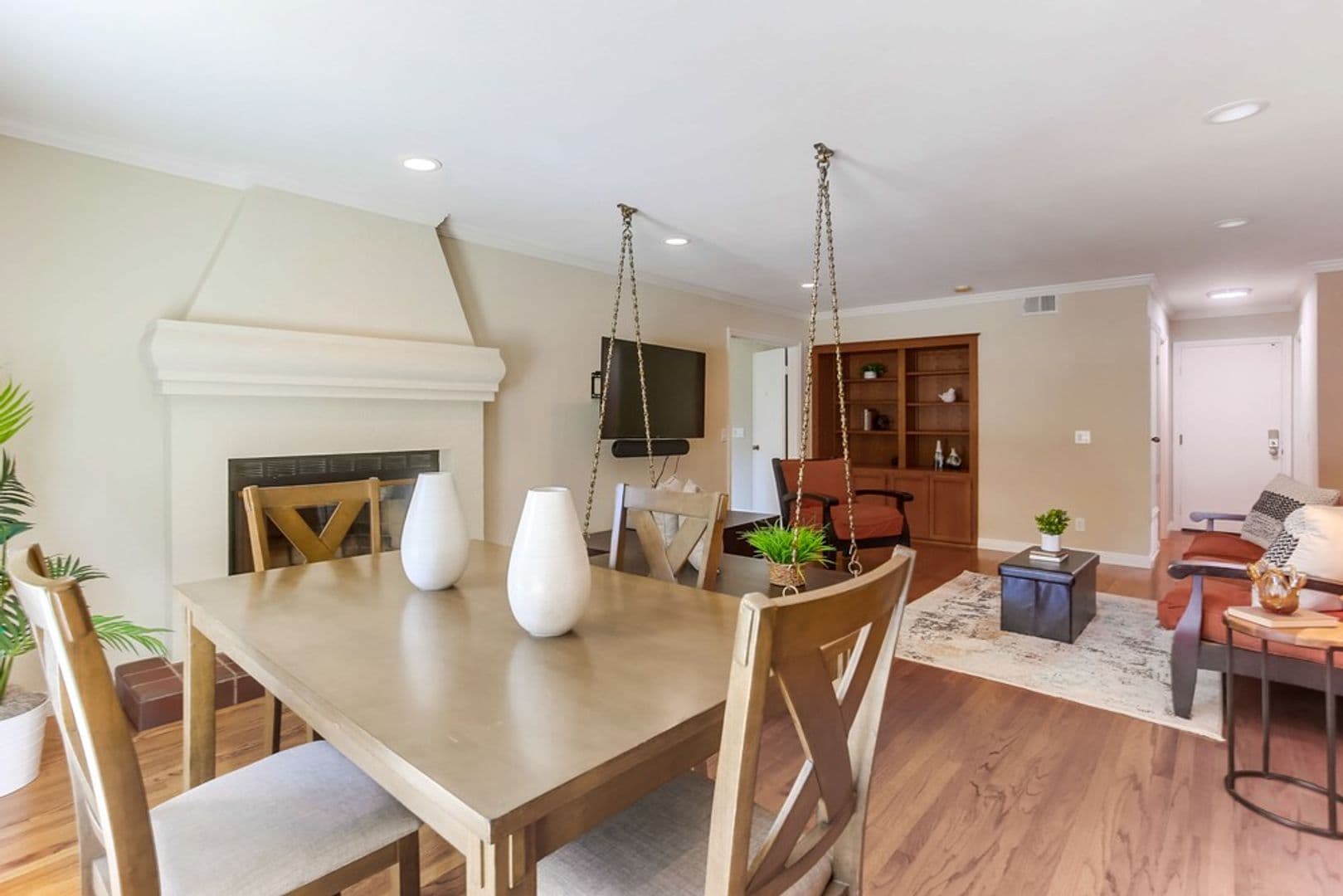 San Diego House: 10730 Carillon Ct.