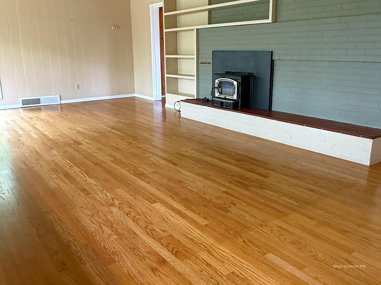 Medina House: 8612 NE 5th St
