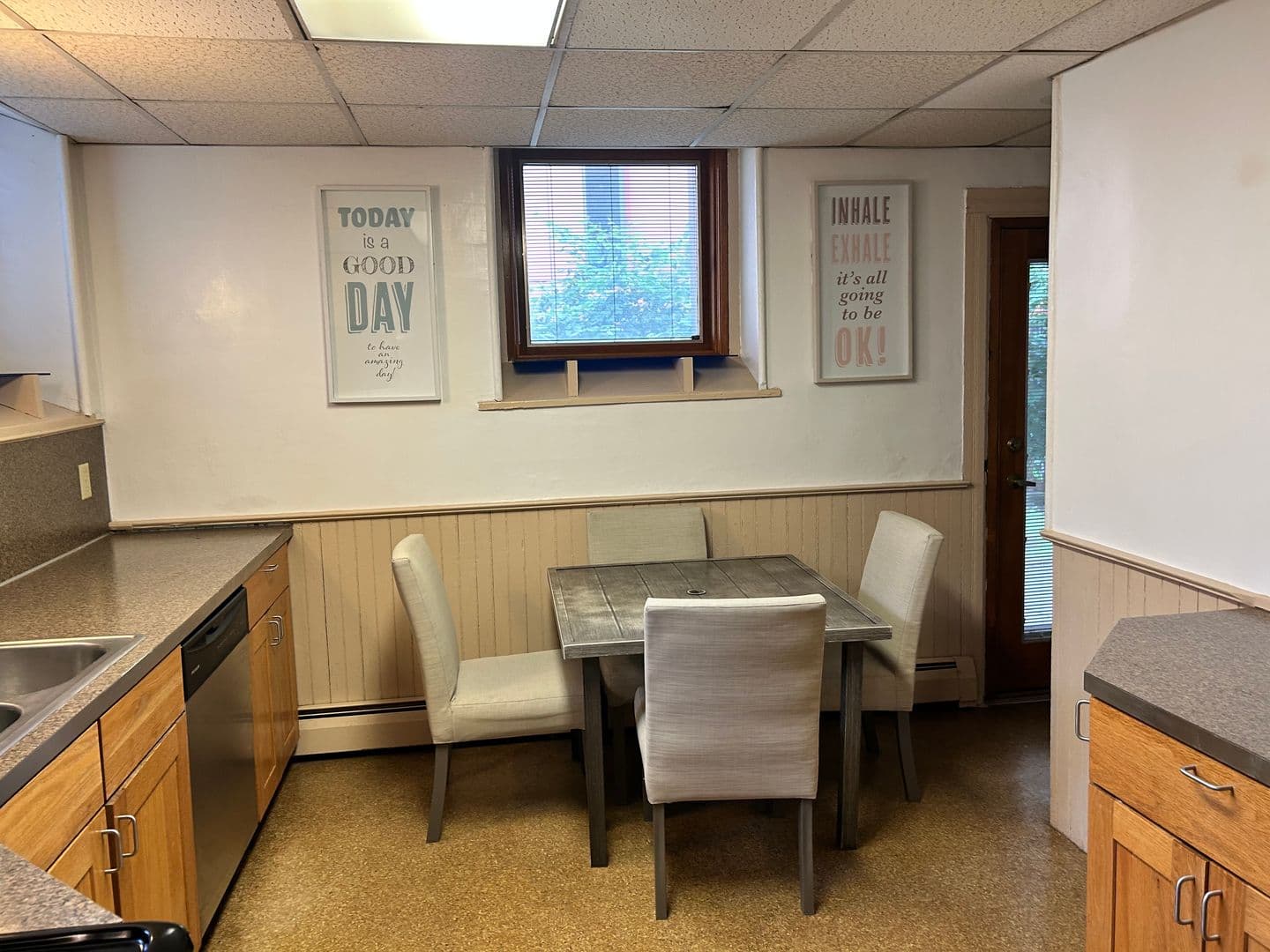 Ithaca Apartment: 127 College Avenue