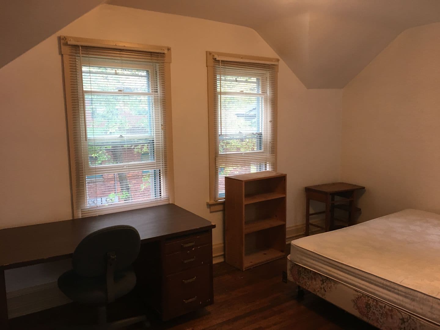 Ithaca Apartment: 107 Elmwood Avenue
