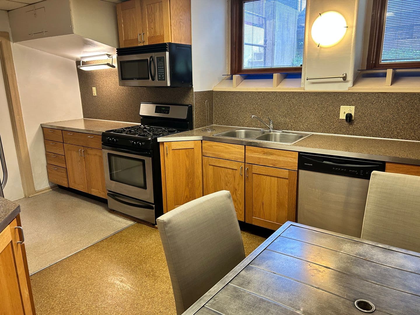 Ithaca Apartment: 127 College Avenue
