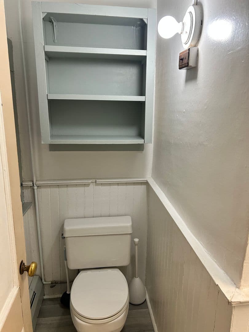 Ithaca Apartment: 127 College Avenue