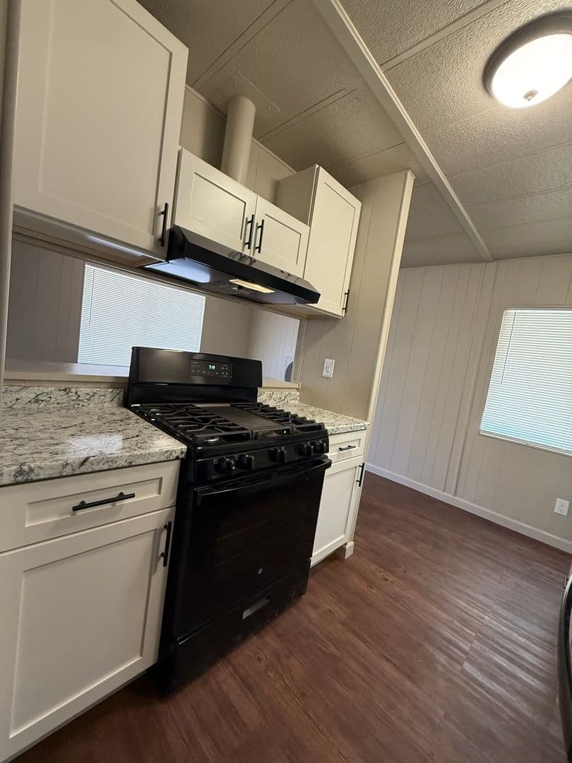 Maricopa House: 282 Mary Street
