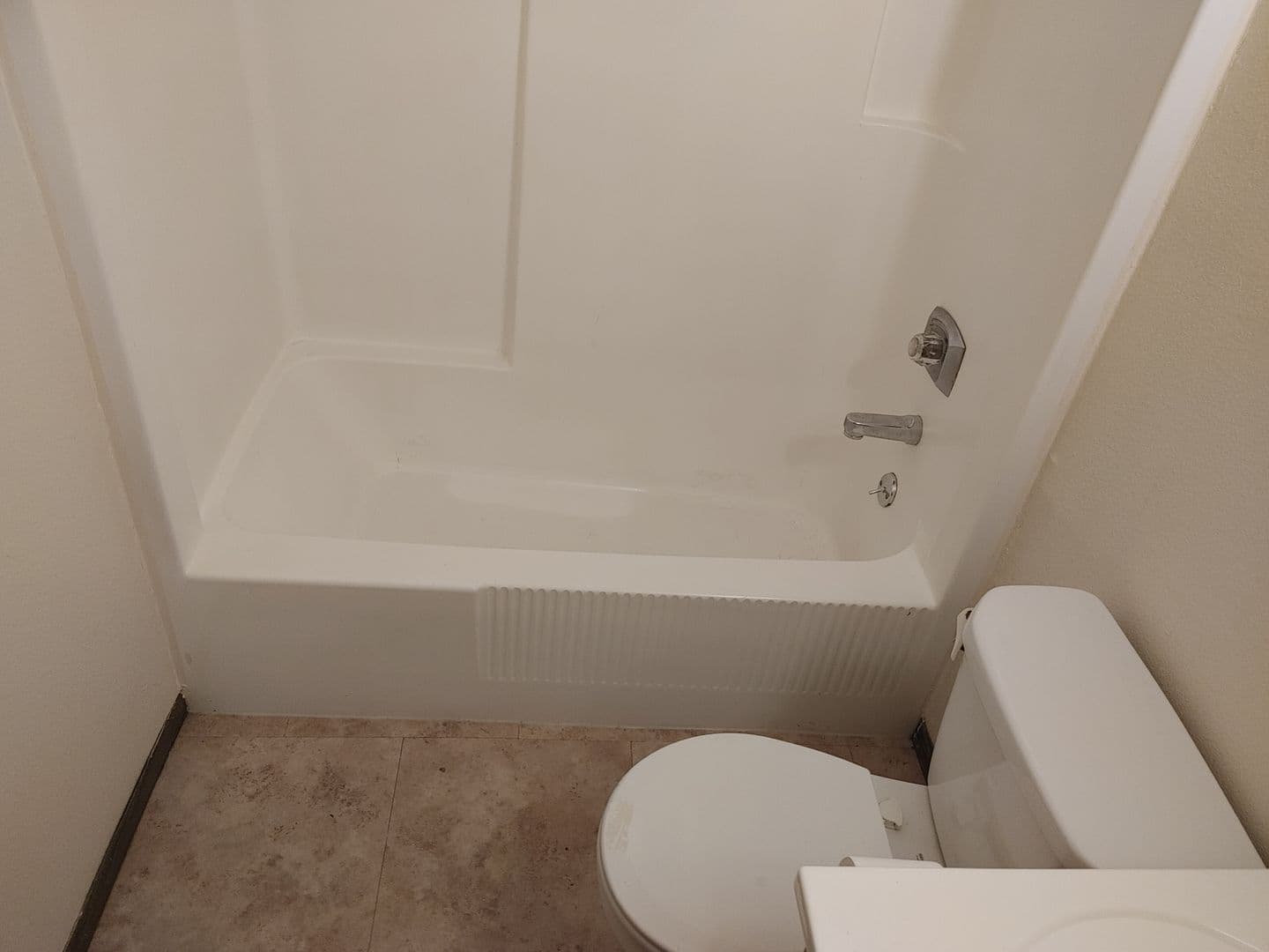 Iowa City Apartment: 415 S. Van Buren Street