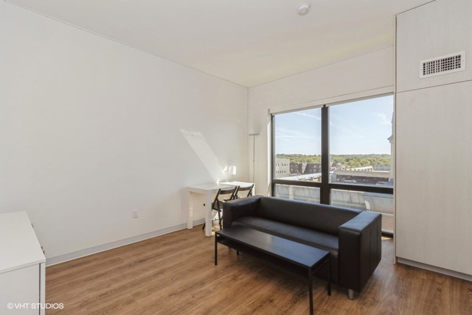 Iowa City Apartment: 7 S. Linn Street