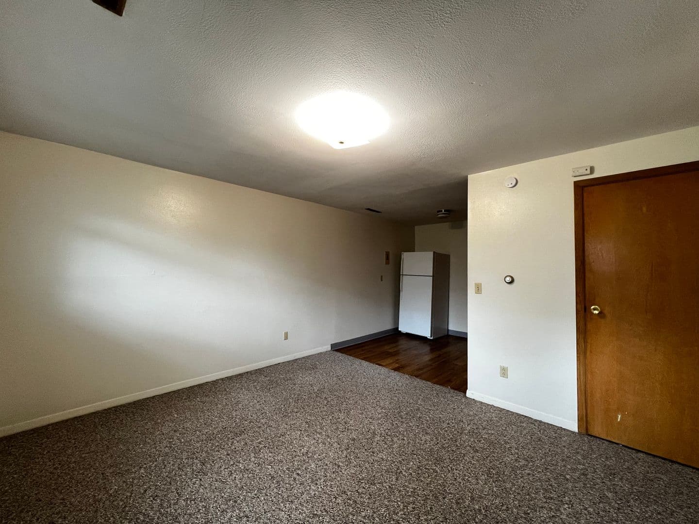 Iowa City Apartment: 611 S. Van Buren Street