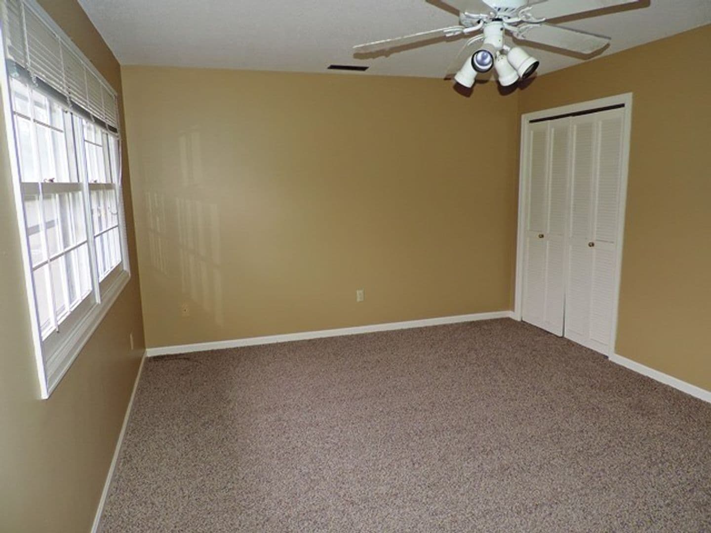 Iowa City House: 605 Westgate Street