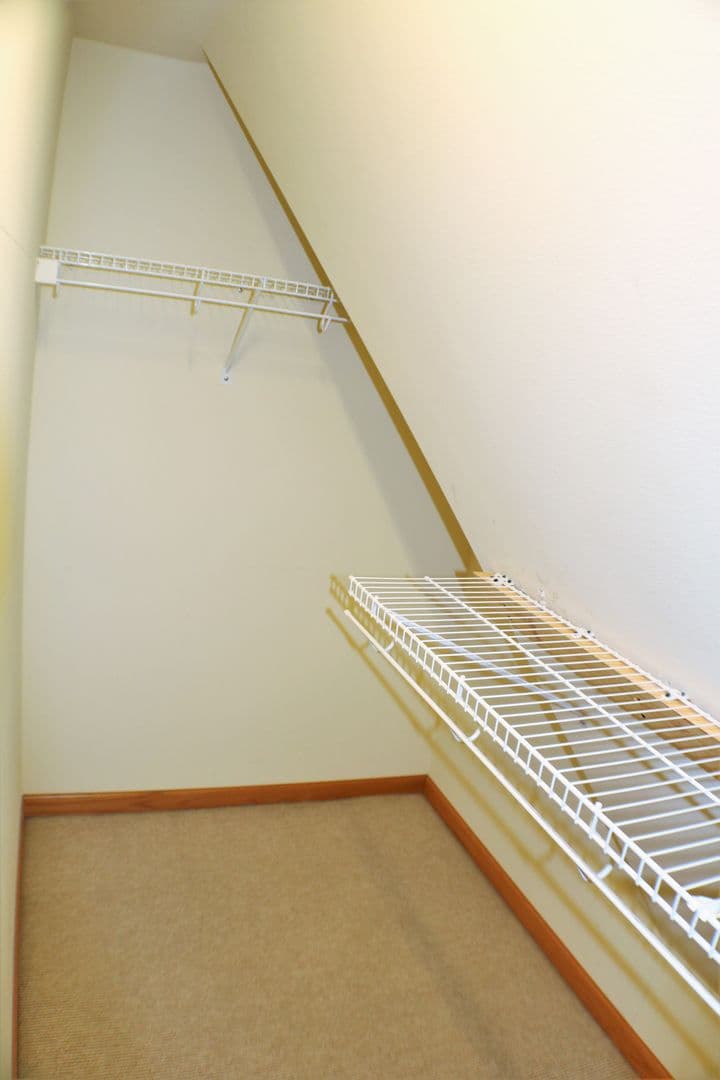 Iowa City House: 819 Iowa Avenue