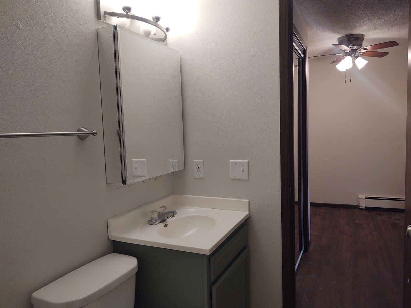 Iowa City Apartment: 415 S. Van Buren Street