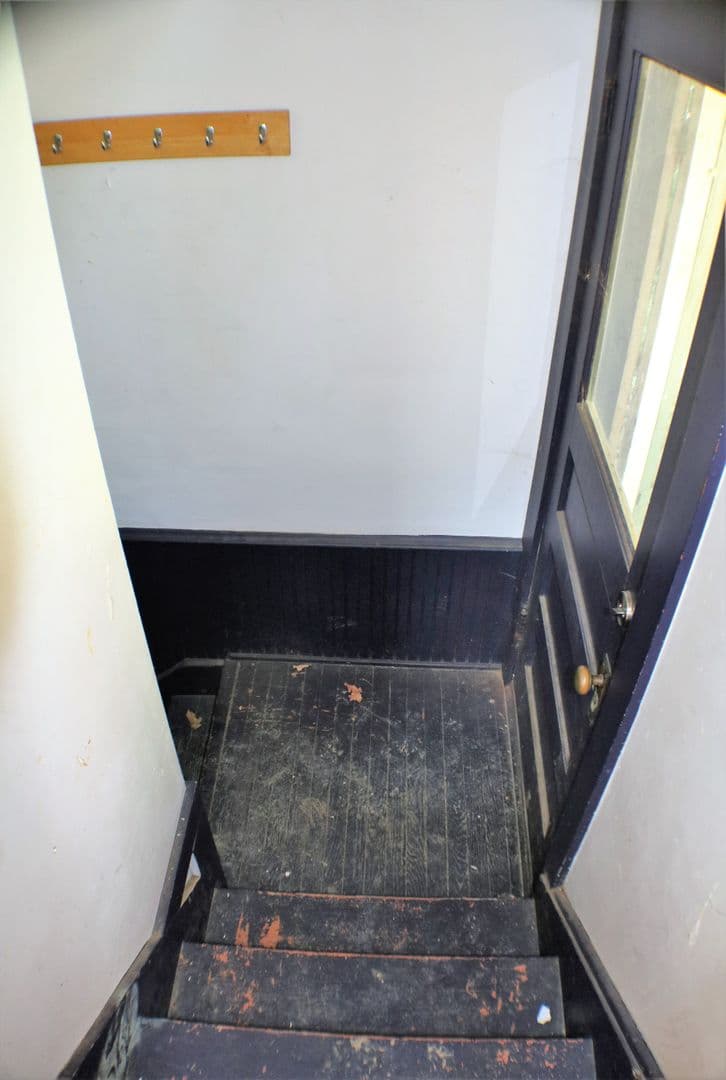 Iowa City Apartment: 608 Ronalds Street