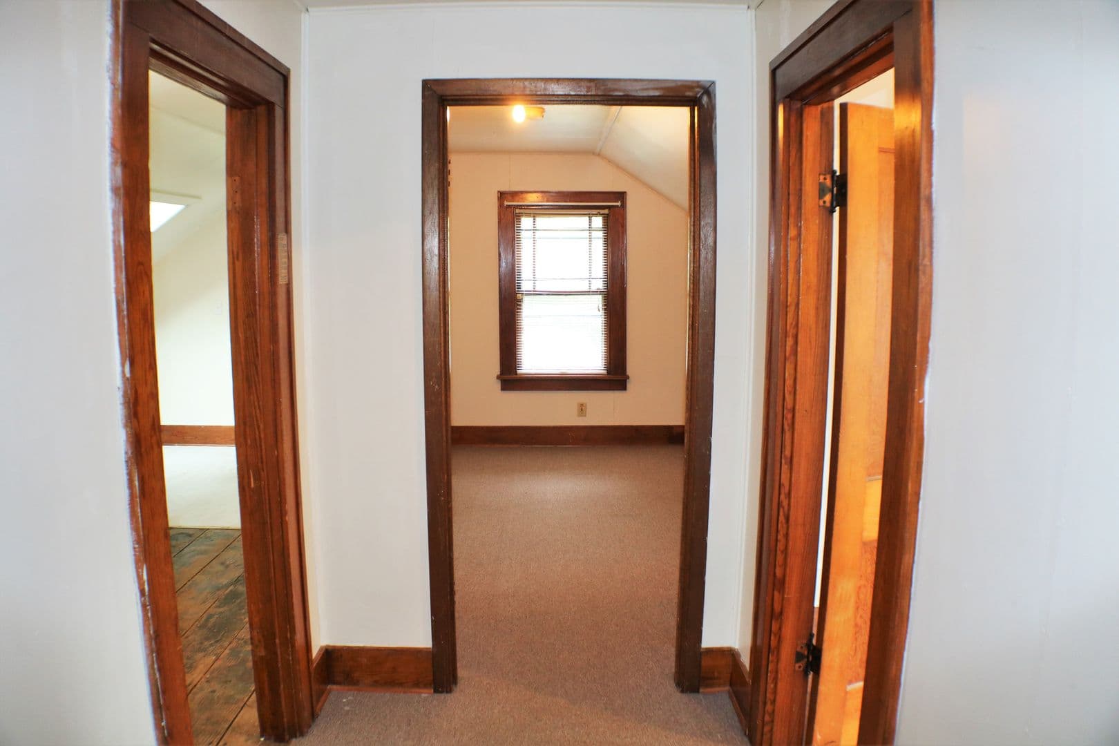 Iowa City Apartment: 608 Ronalds Street