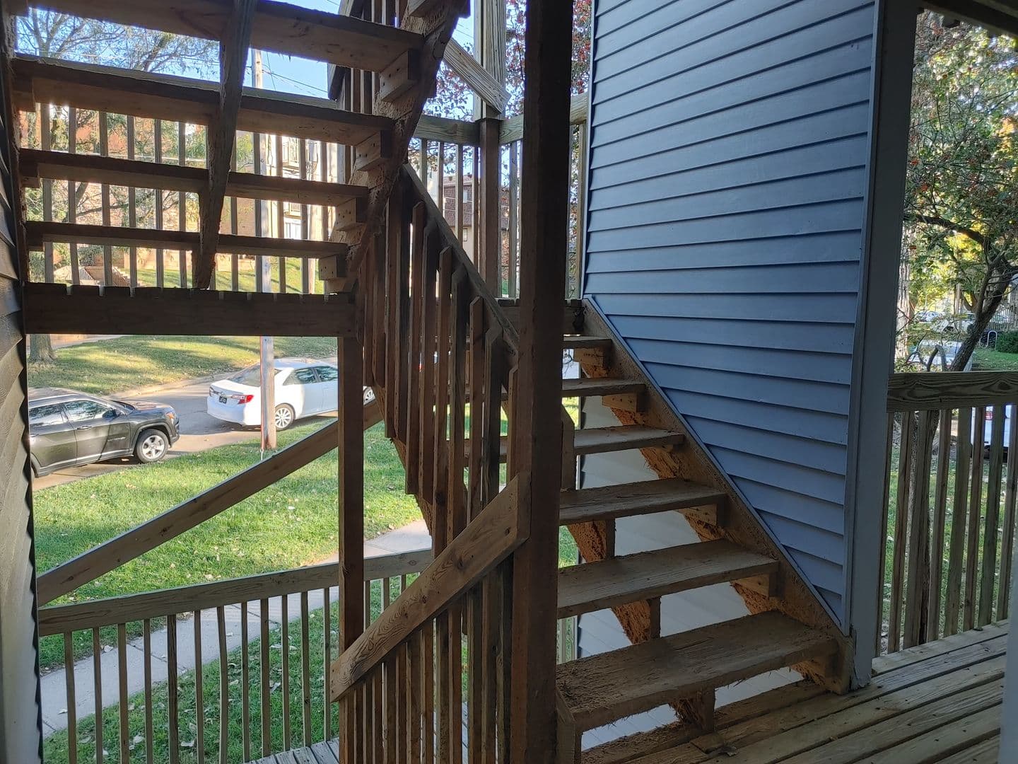 Iowa City Apartment: 415 S. Van Buren Street