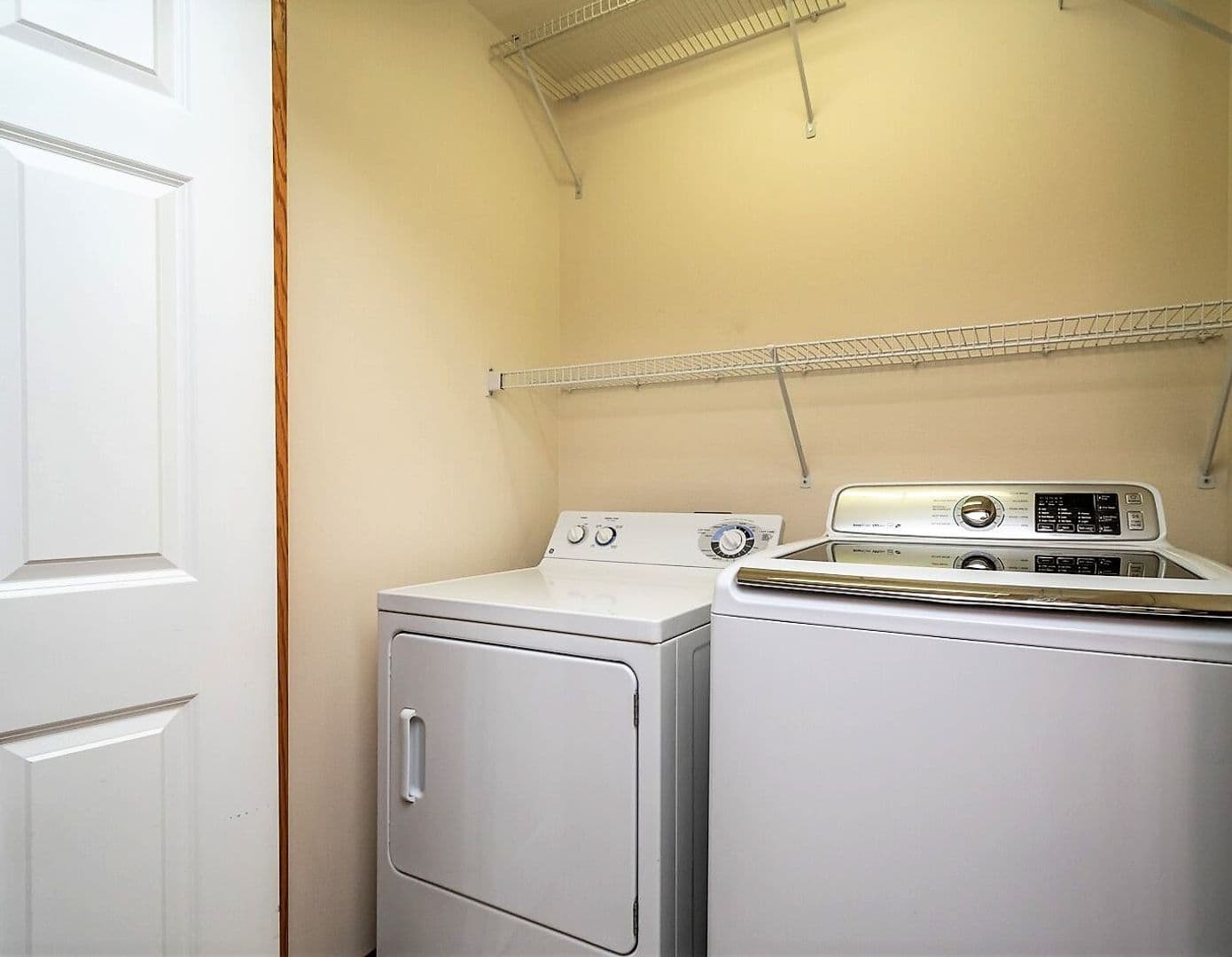Iowa City House: 10 N. Dodge Street