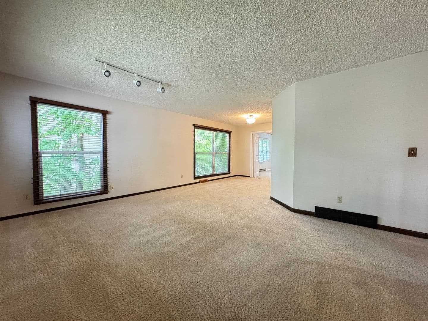 University Heights House: 21 Highland Drive