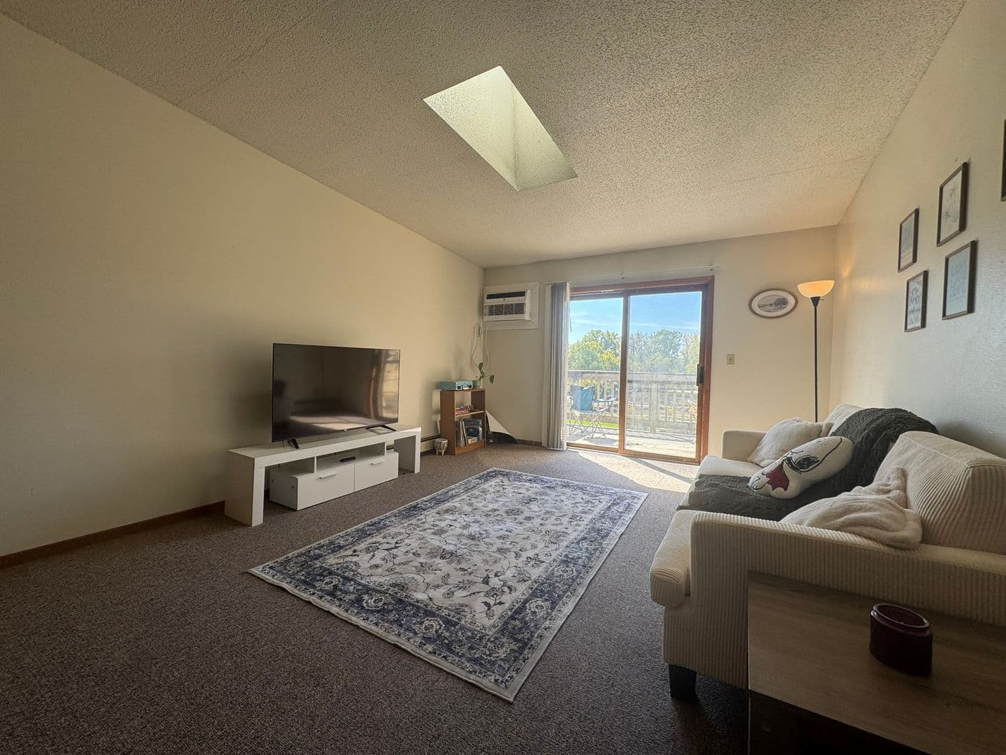 Iowa City Apartment: 1136 N. Dubuque Street