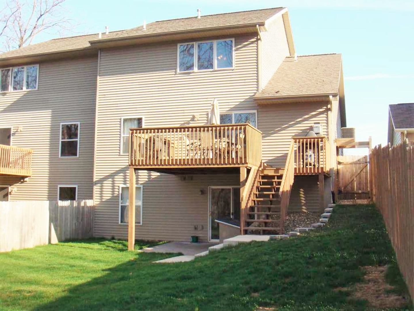 Iowa City House: 1265 Dodge Street Court