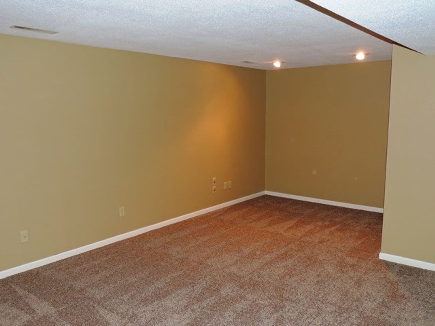 Iowa City House: 605 Westgate Street