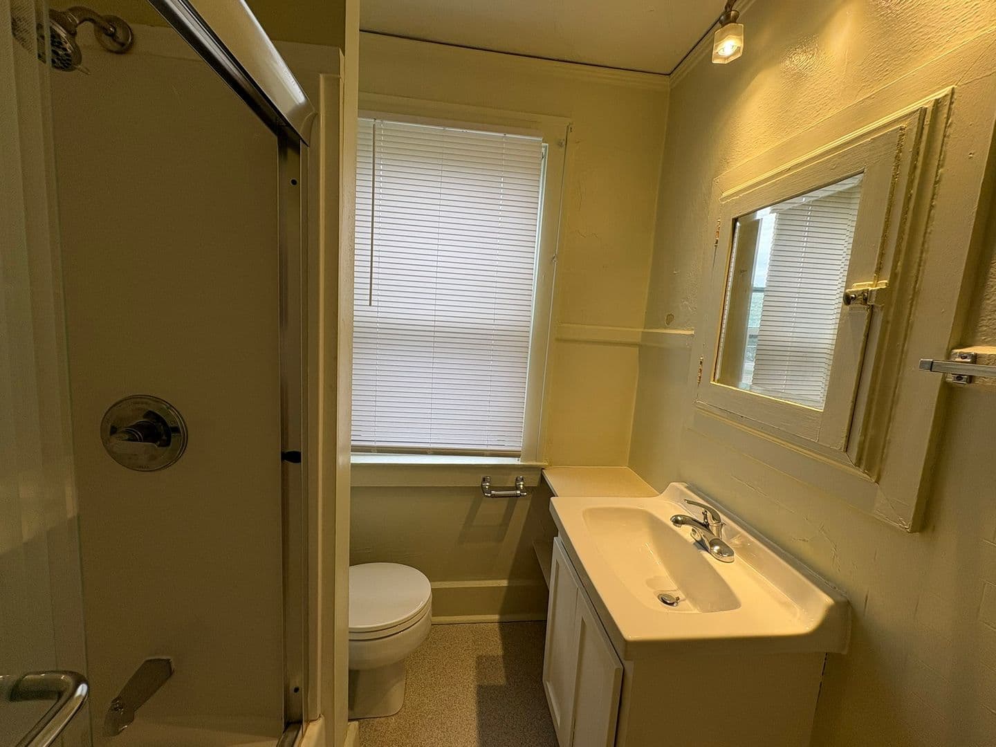 Iowa City Apartment: 310 N. Gilbert Street