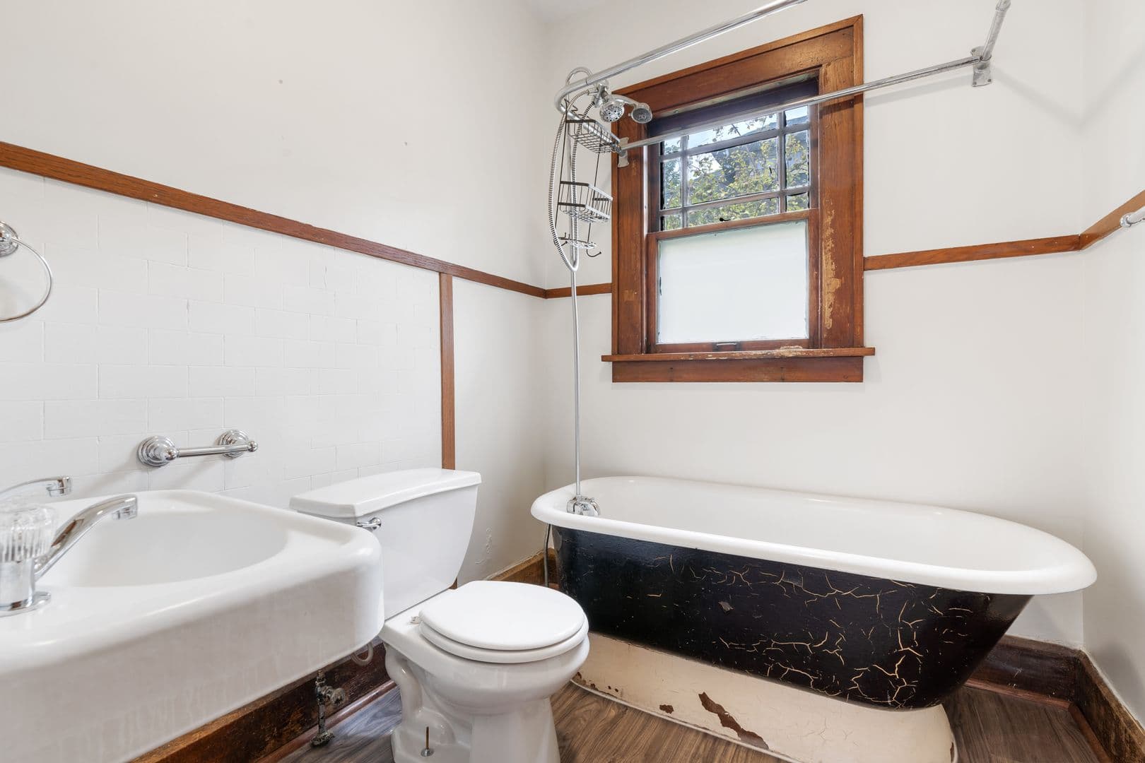 Iowa City Apartment: 608 Ronalds Street