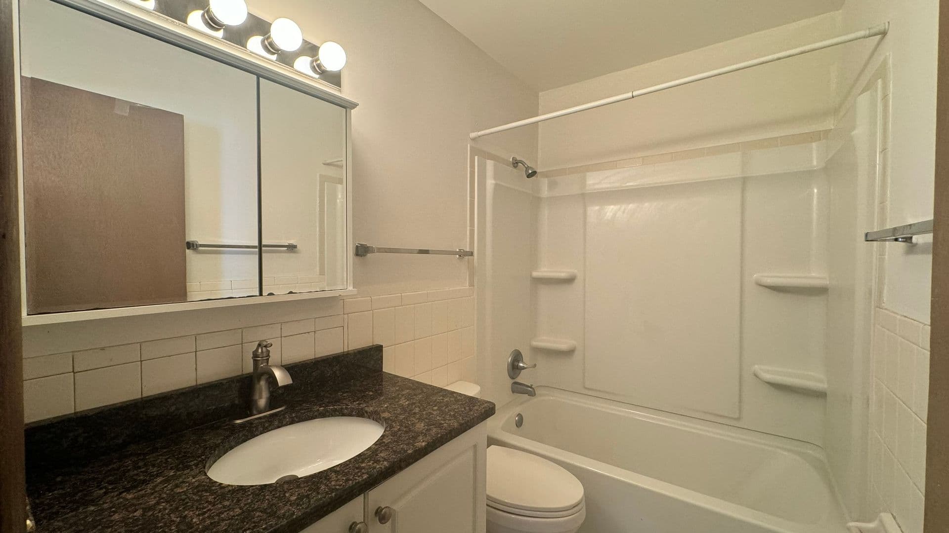 Iowa City Apartment: 614 E. Jefferson Street