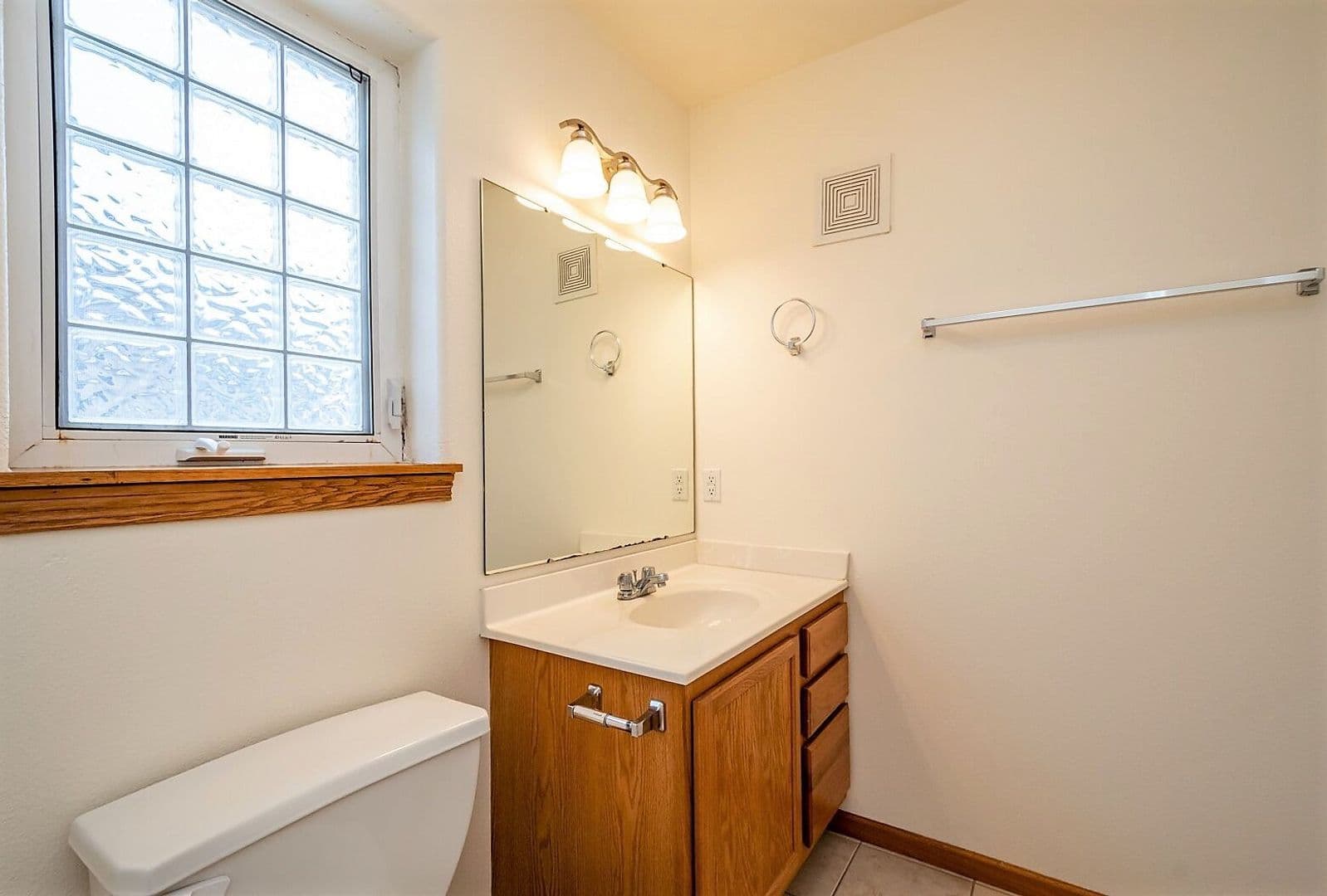 Iowa City House: 10 N. Dodge Street