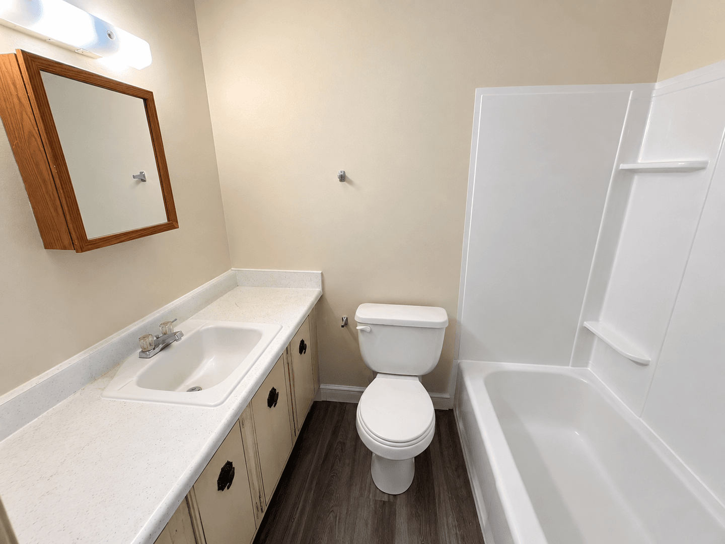 Iowa City Apartment: 912 2nd Avenue