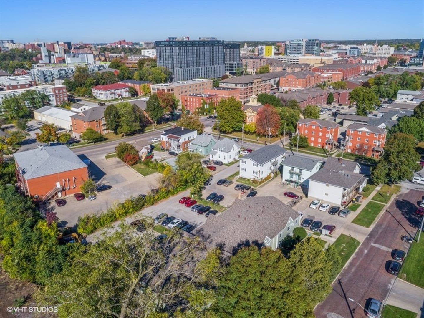 Iowa City Apartment: 631 S. Van Buren Street