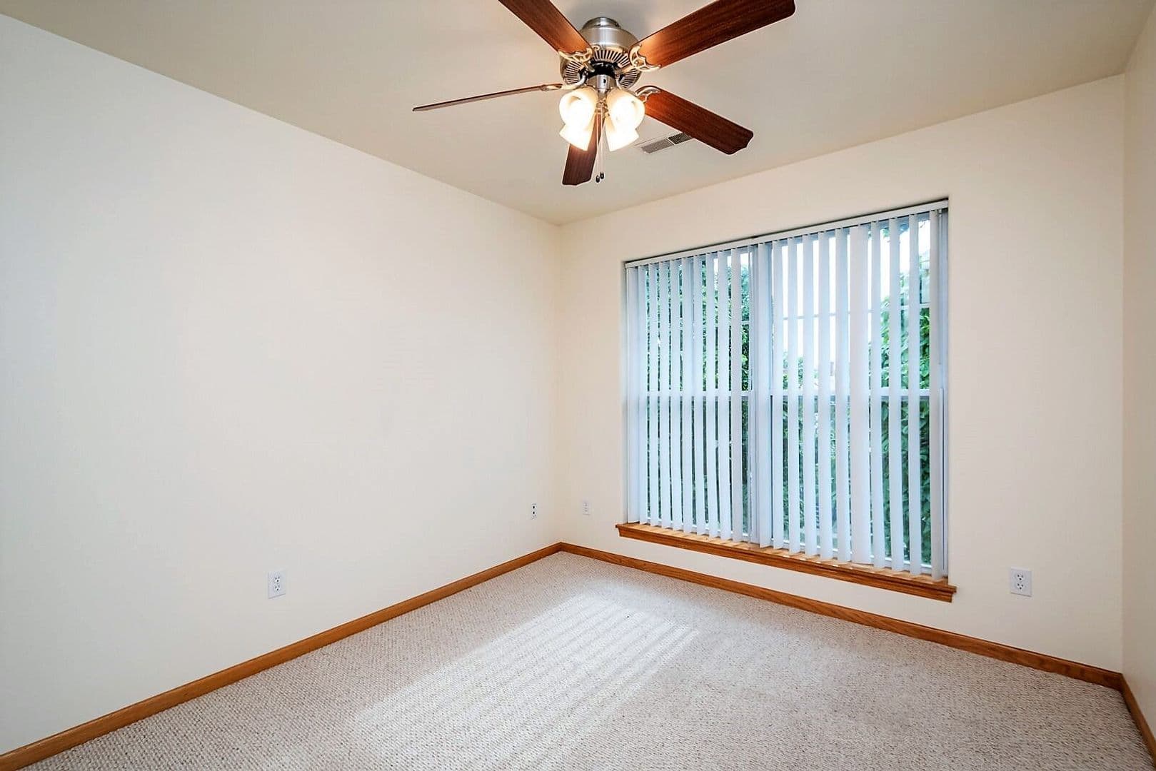 Iowa City House: 14 N. Dodge Street