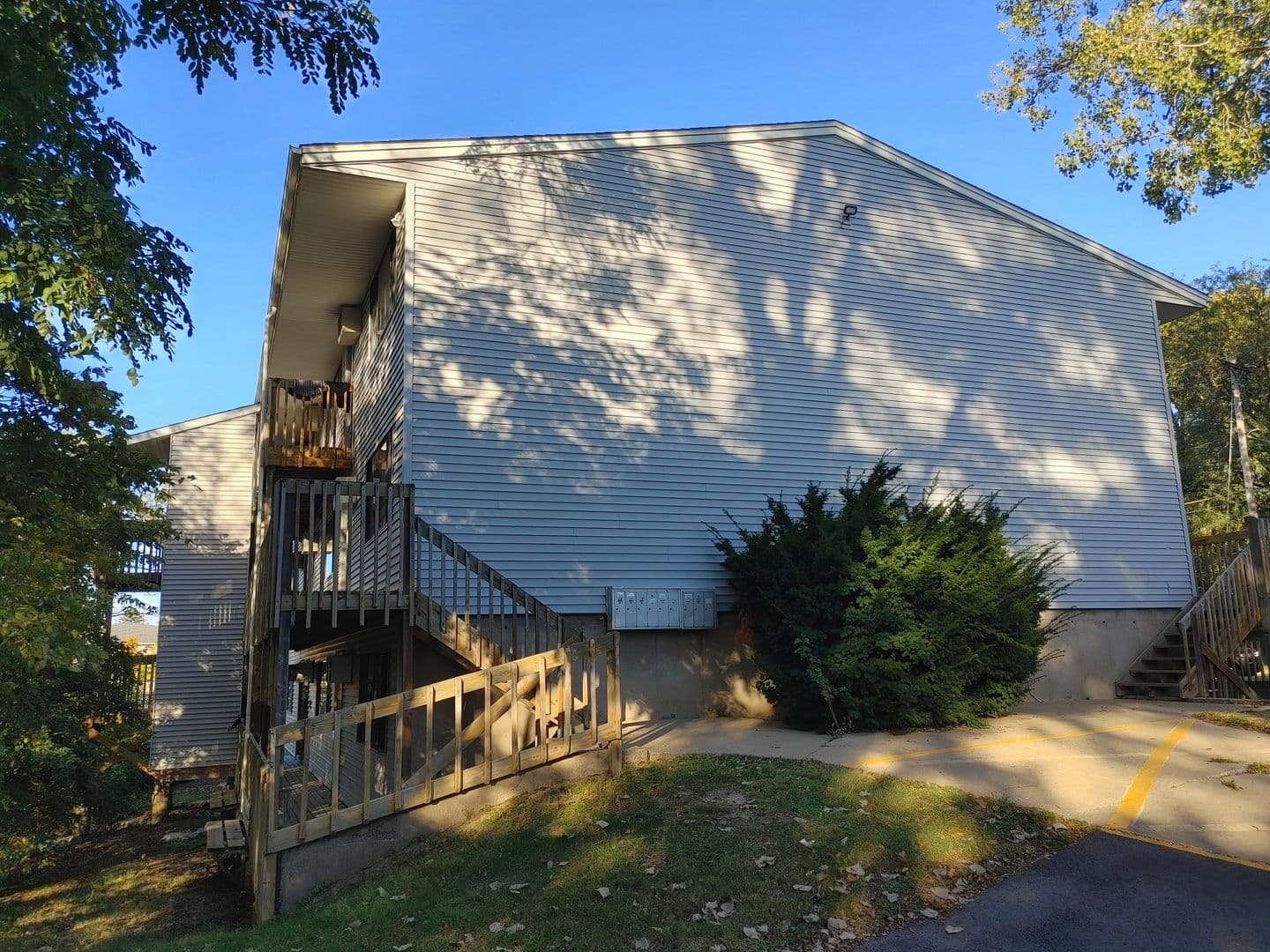 Iowa City Apartment: 415 S. Van Buren Street