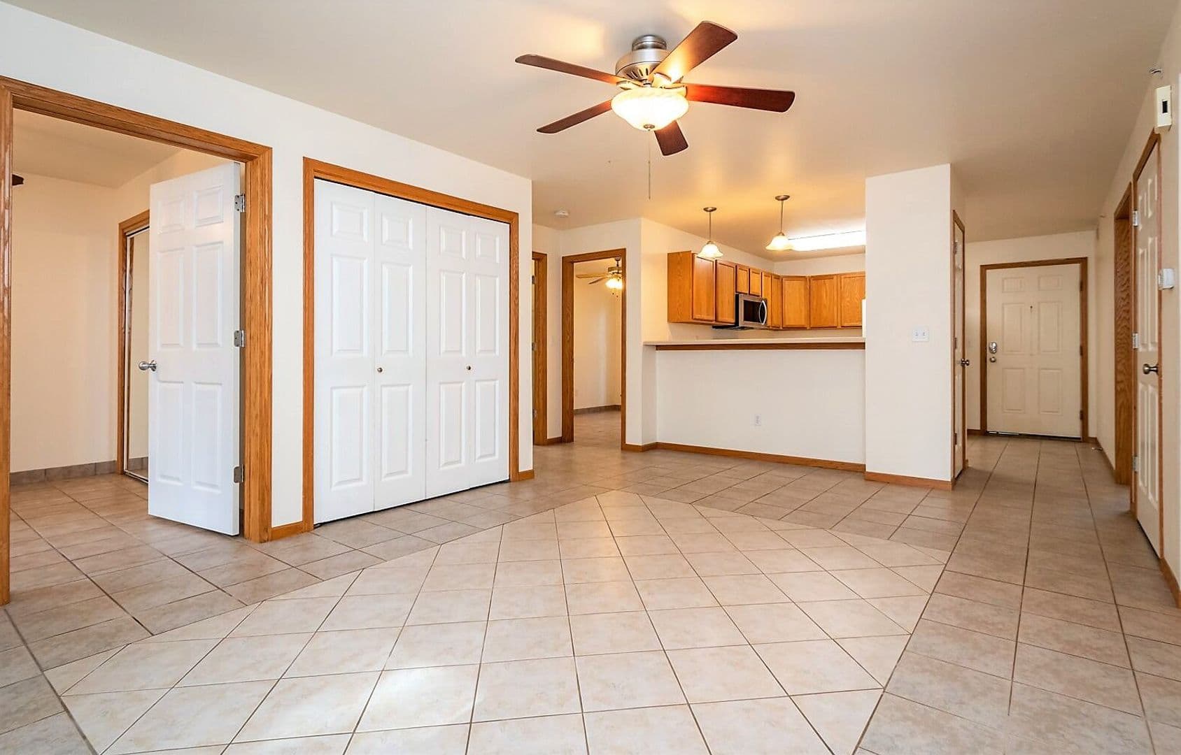Iowa City House: 10 N. Dodge Street