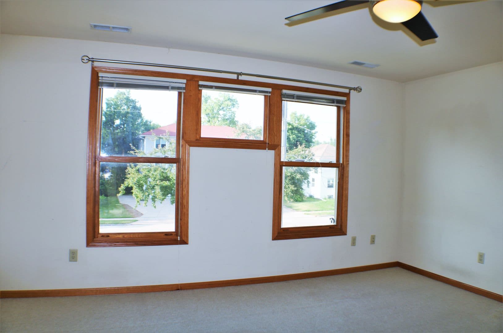 Iowa City House: 819 Iowa Avenue