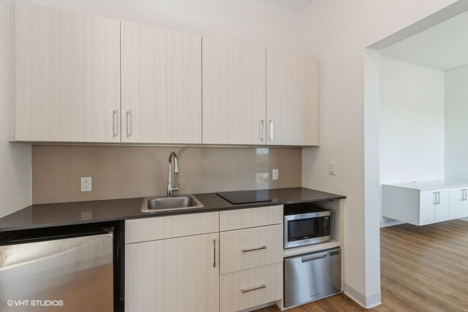 Iowa City Apartment: 7 S. Linn Street
