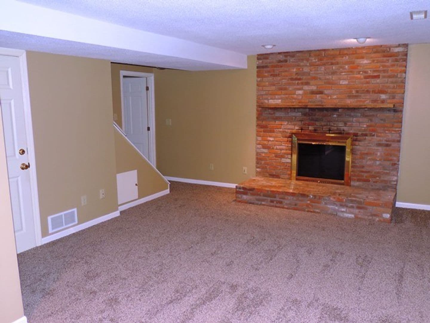 Iowa City House: 605 Westgate Street