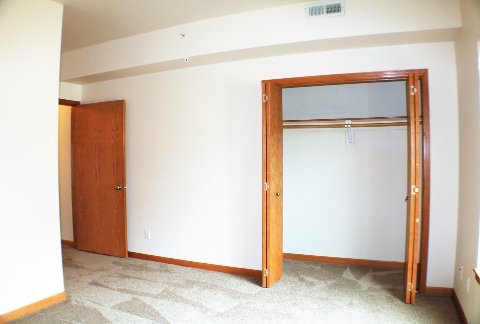 North Liberty Apartment: 510 Pond View Drive