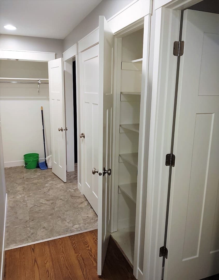 Iowa City House: 2110 E. Court Street