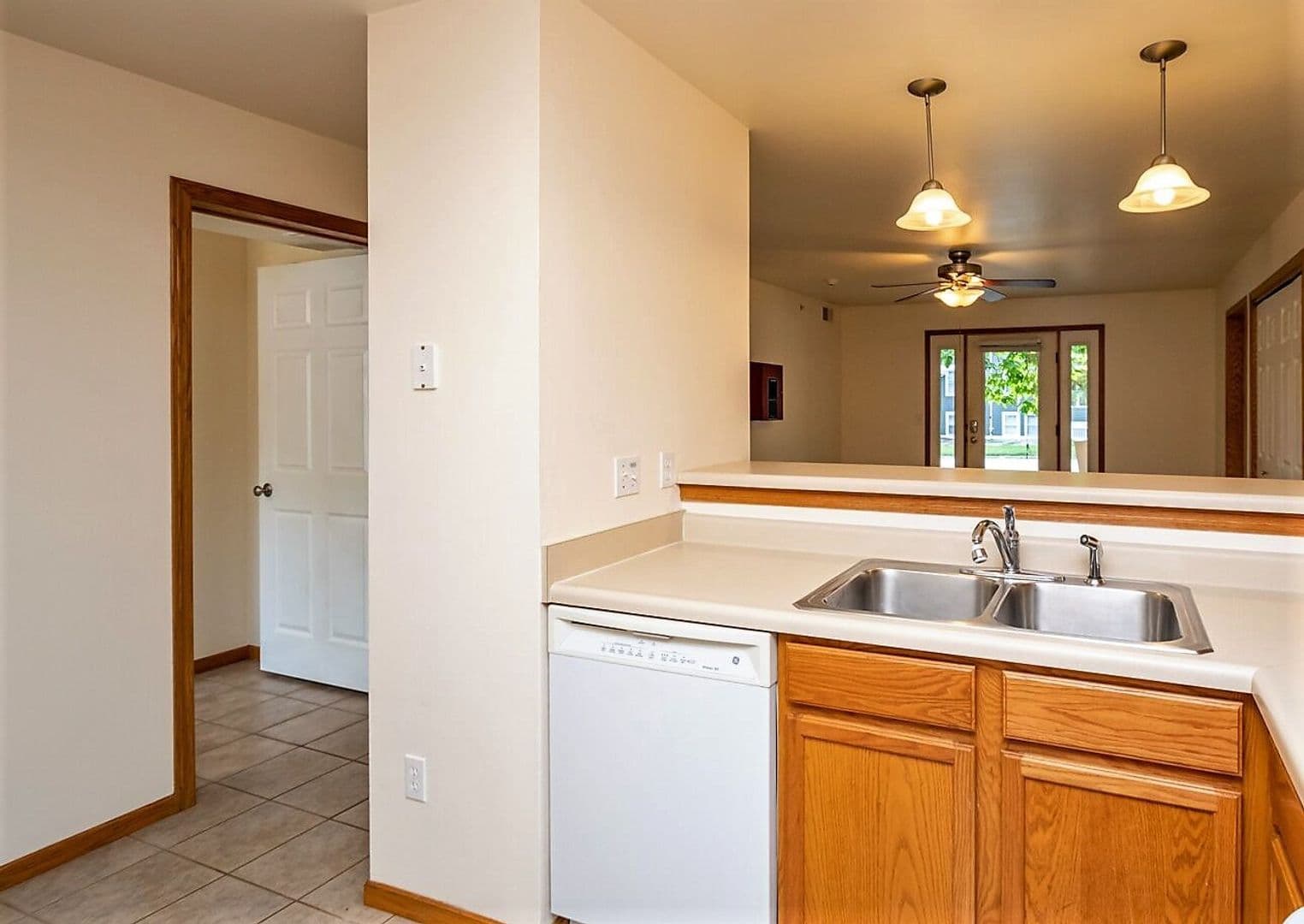 Iowa City House: 10 N. Dodge Street