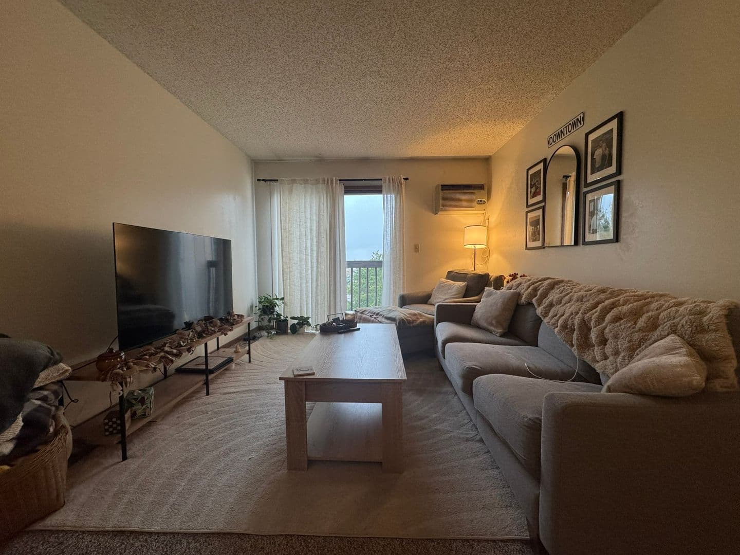 Iowa City Apartment: 1050 Newton Road