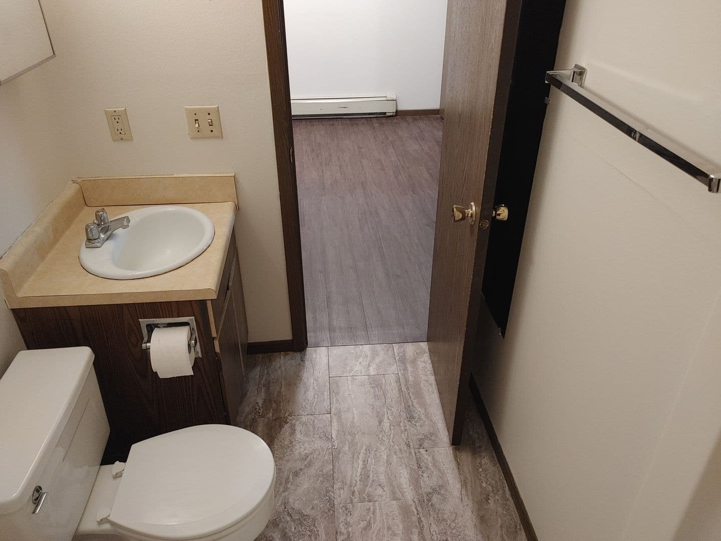 Iowa City Apartment: 415 S. Van Buren Street