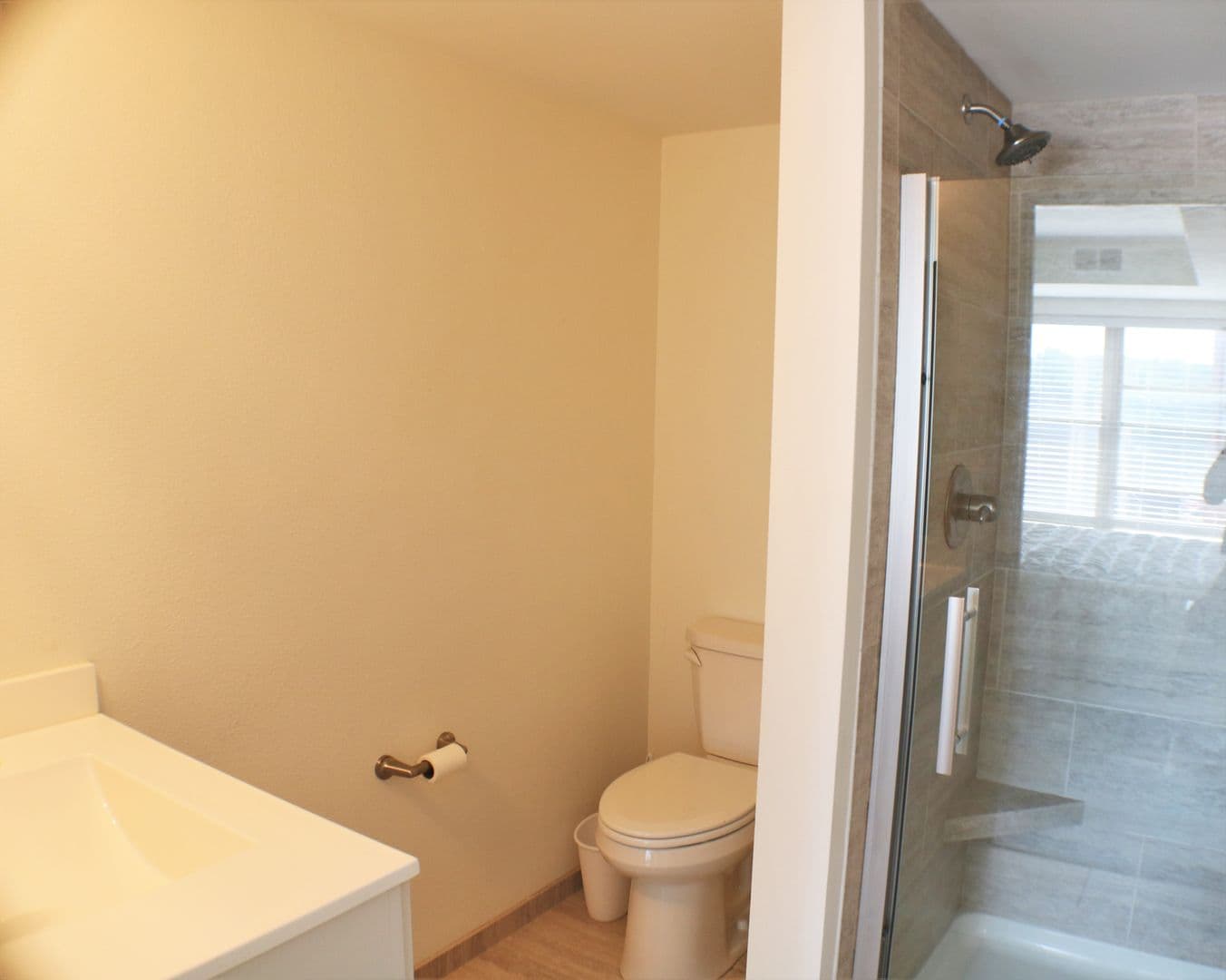 Iowa City House: 332 S. Linn Street #318