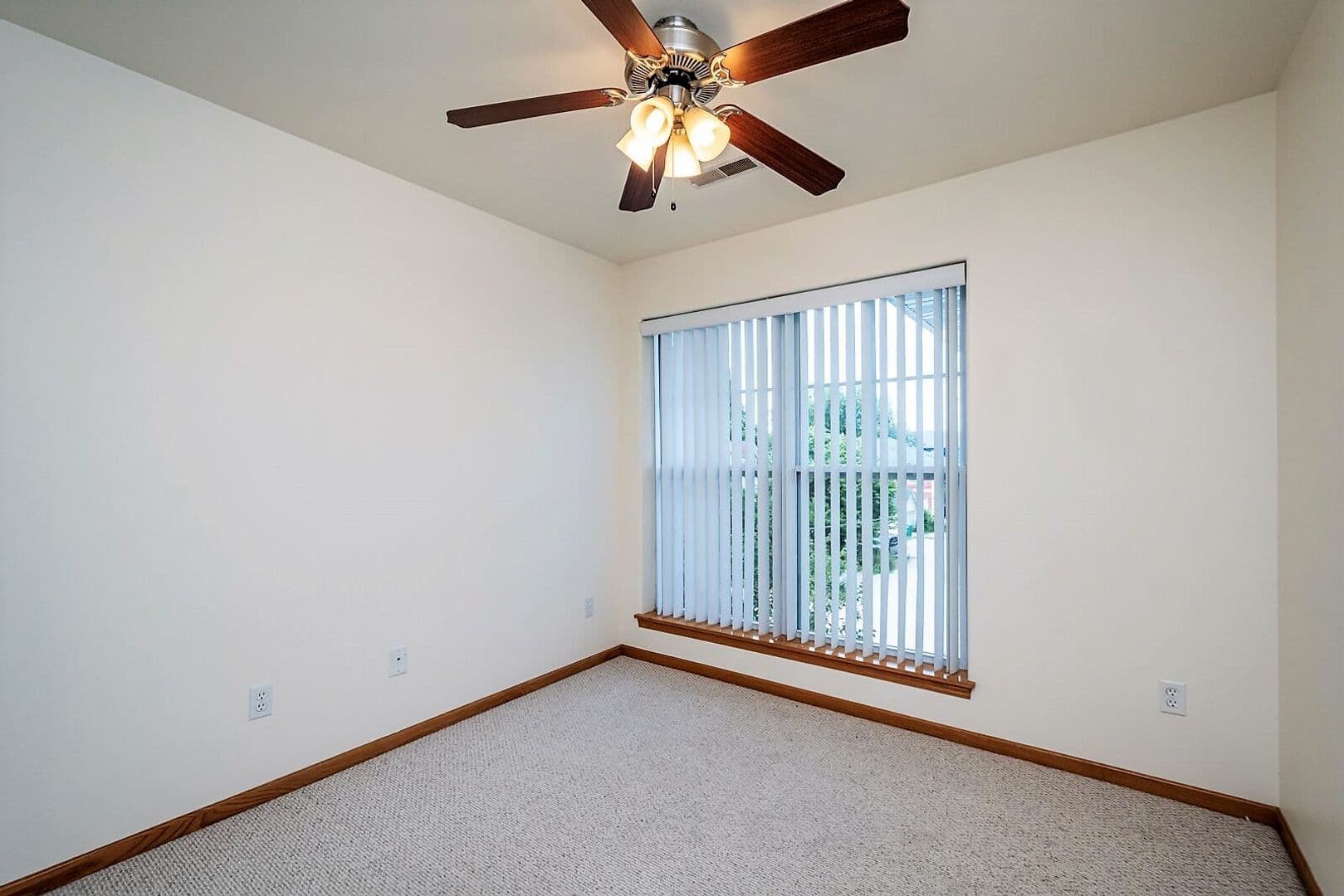 Iowa City House: 14 N. Dodge Street